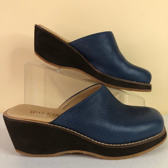 the walking company clogs